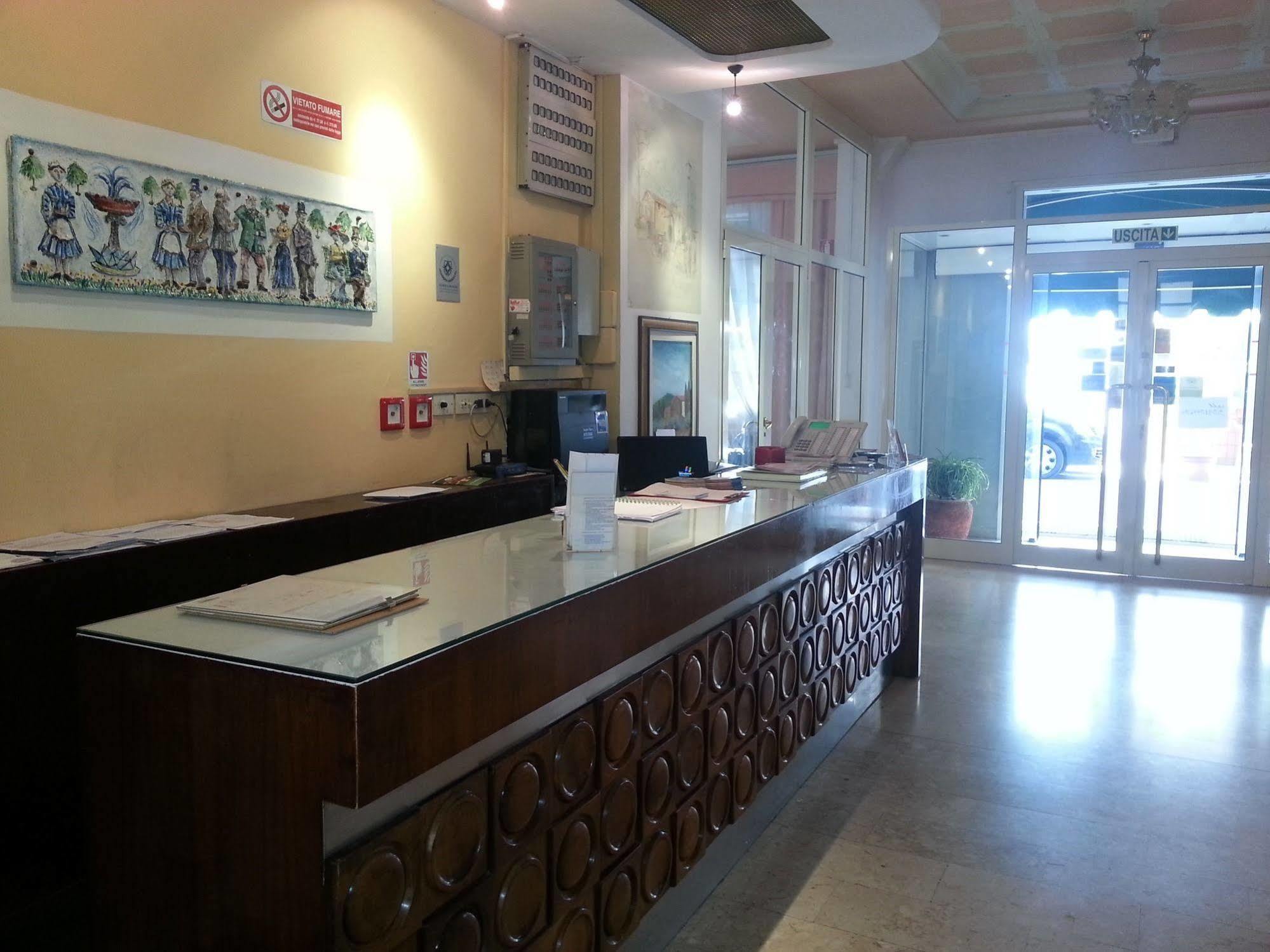Hotel Valtorta Montecatini Terme Exterior photo